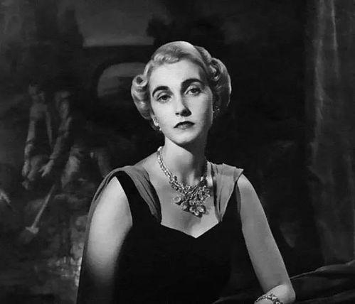 芭芭拉·诺克斯，90岁