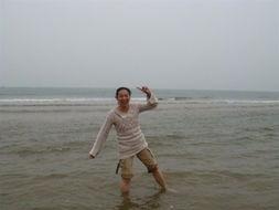 在海边,探寻海滨自然奇观与人文风情